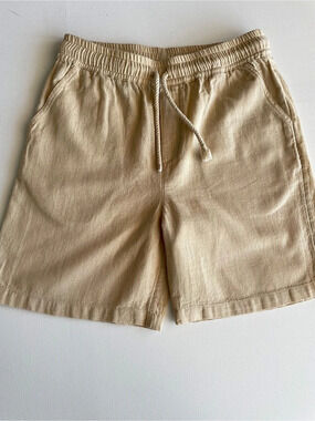 BONBON Bermuda Shorts in Tan Size 8